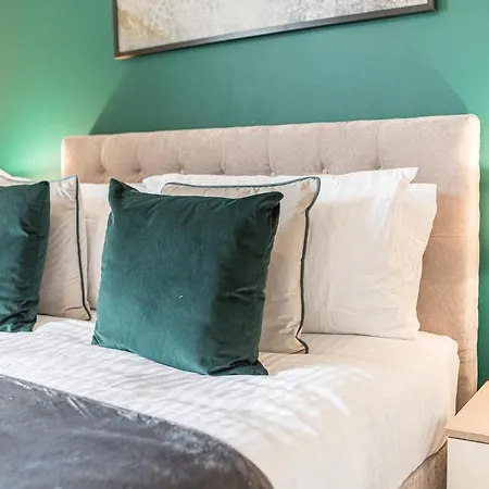 *King Bed* Luxury City Centre House Barrow-in-Furness Buitenkant foto