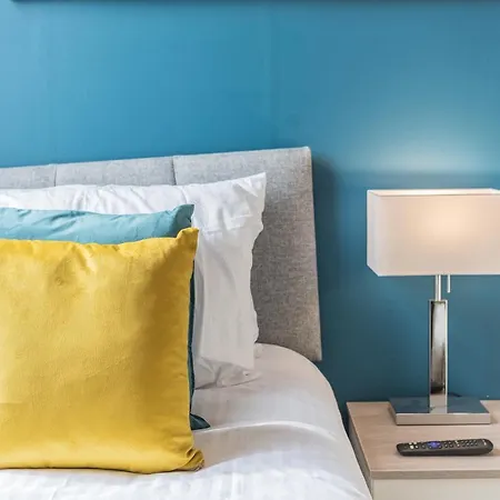 *King Bed* Luxury City Centre House Barrow-in-Furness Buitenkant foto