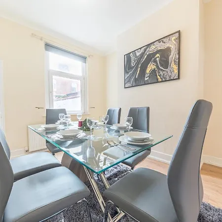 *King Bed* Luxury City Centre House Barrow-in-Furness Buitenkant foto
